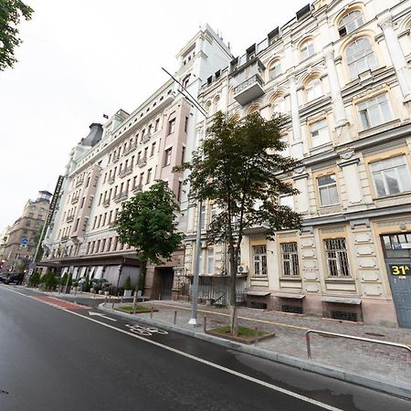 Luxury Beatiful Apartment On Pyshkinska Street 키예프 외부 사진